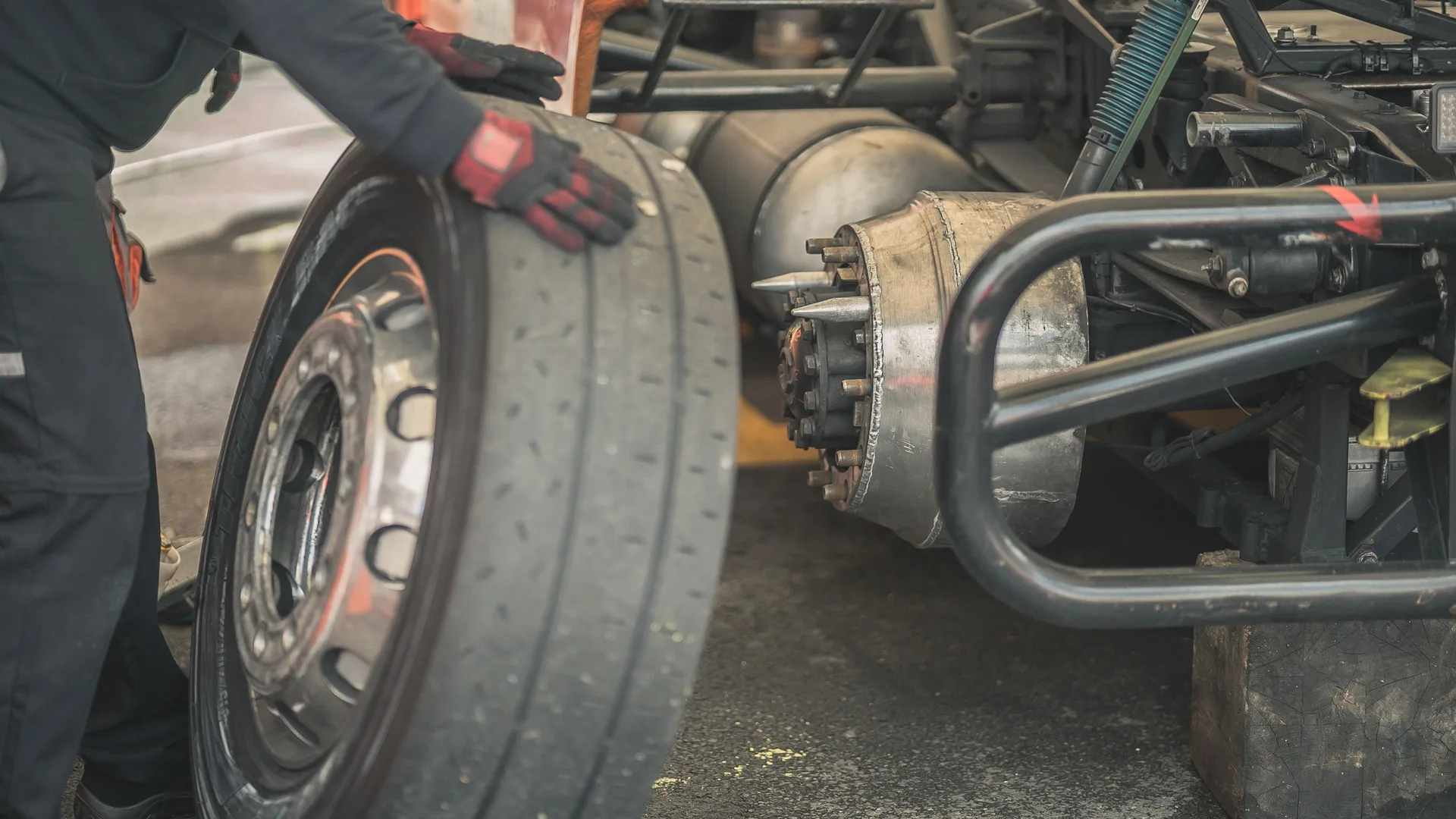 Illustrative photo of tire service in an automotive garage